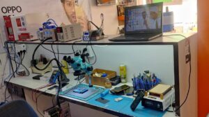 how to Start a Cell Phone Repair Business at Home