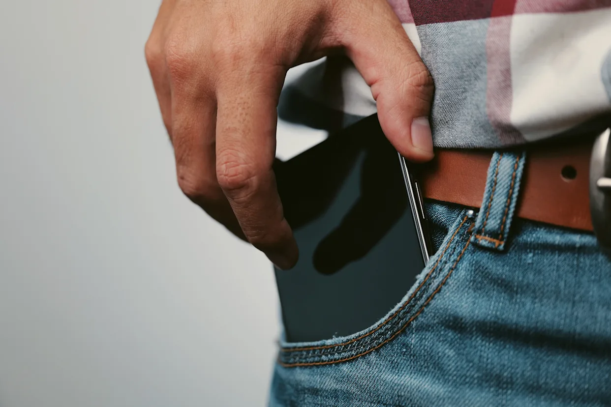 Best Smartphone Screen Size: How to Choose the Right One?