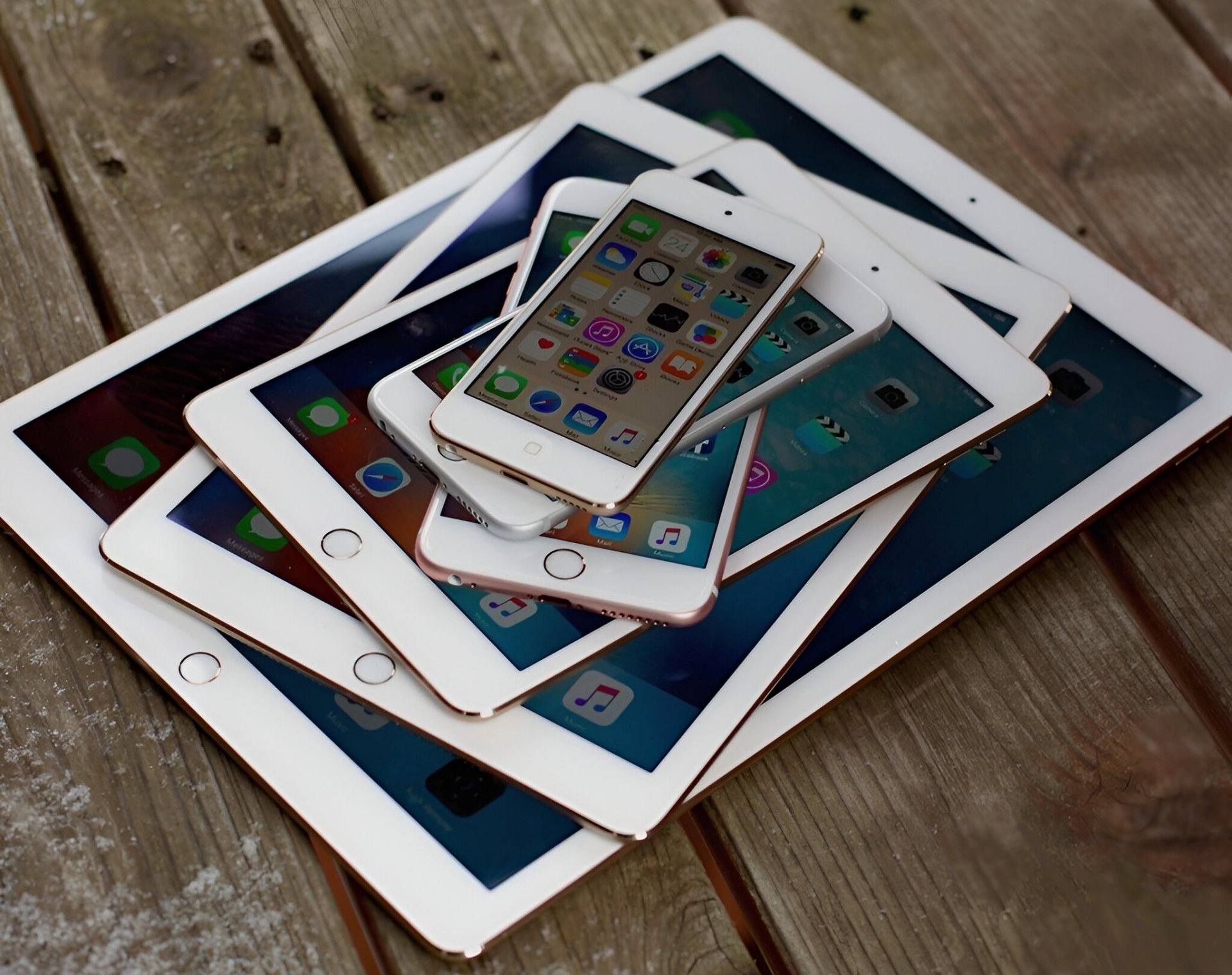 Smartphone vs Tablet: Which Device Should You Buy? Best Option