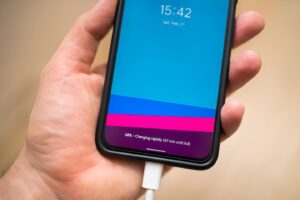 how to fix phone not charging