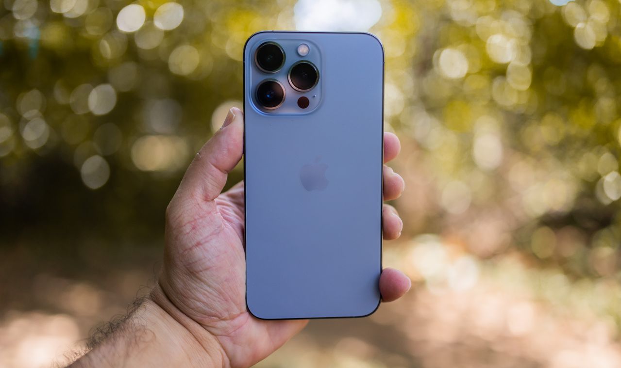 Face ID vs. Fingerprint: Which Biometric Security Method Is Better?